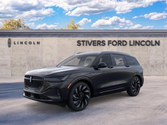 2026 Lincoln Nautilus Reserve in Infinite Black Metallic Clearcoat — front three-quarter view