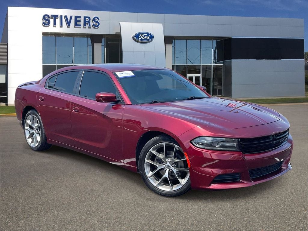 2020 Dodge Charger SXT in Octane Red Pearlcoat — front three-quarter view