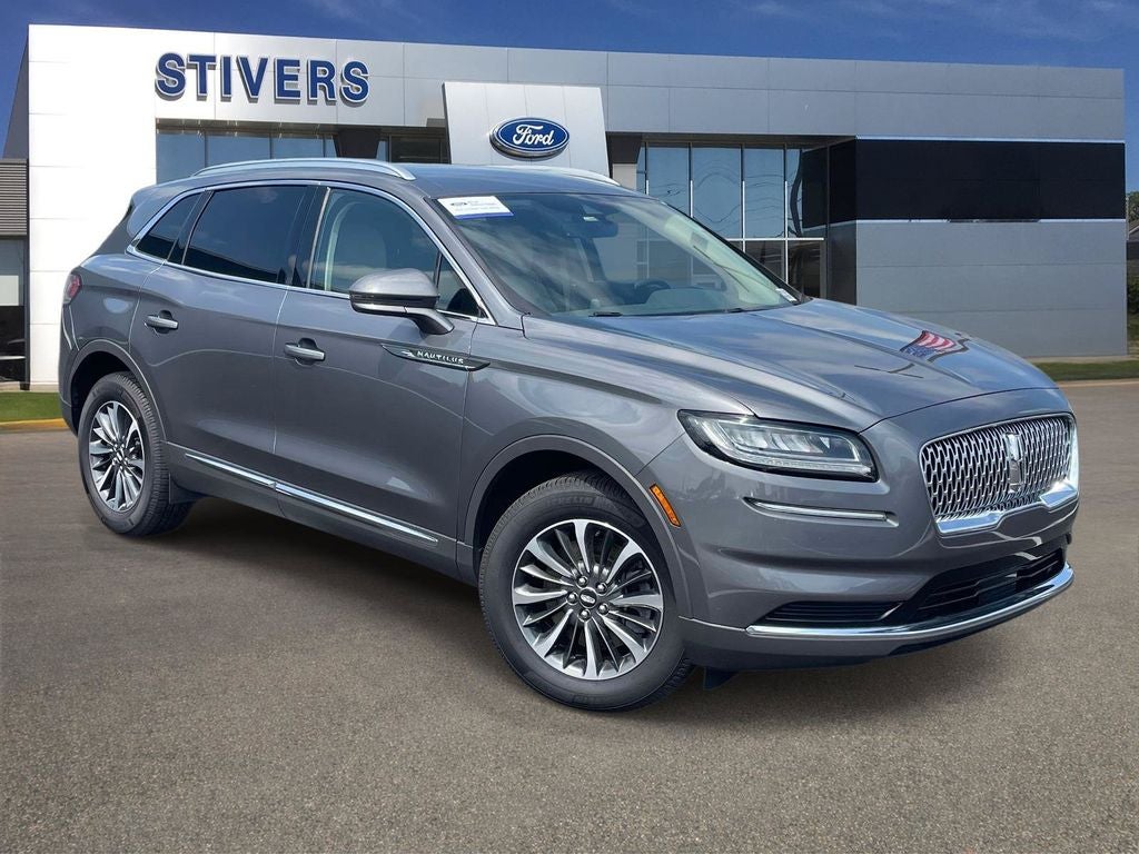 2023 Lincoln Nautilus Standard in Gray Metallic — front three-quarter view