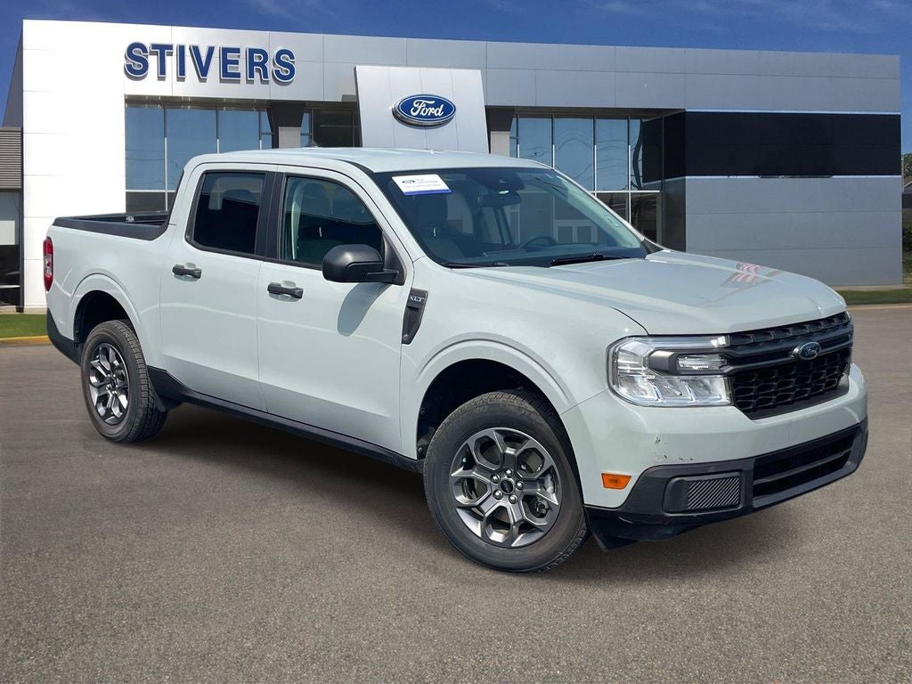 2024 Ford Maverick XLT in Cactus — front three-quarter view