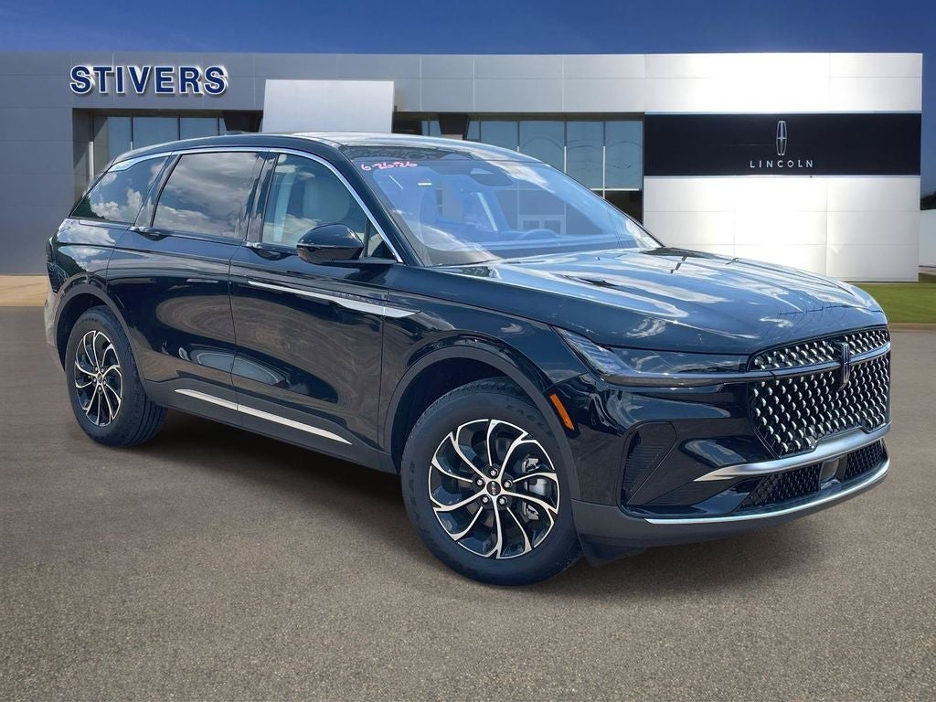 2026 Lincoln Nautilus Premiere in Infinite Black Metallic Clearcoat — front three-quarter view