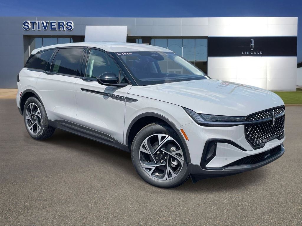 2026 Lincoln Nautilus Premiere in Gray Matter Metallic Clearcoat — front three-quarter view