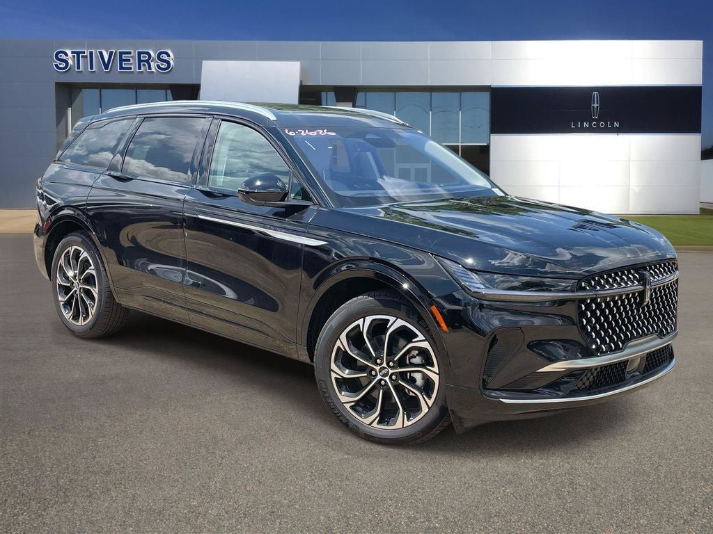2026 Lincoln Nautilus Reserve in Infinite Black Metallic Clearcoat — front three-quarter view